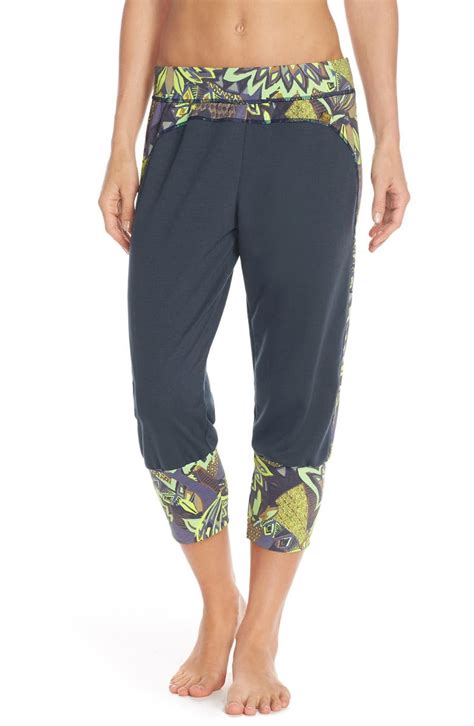Maaji Blazing Teal Crop Yoga Pants Nordstrom