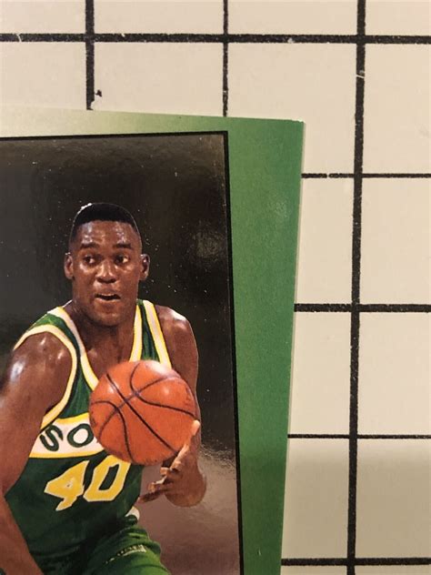 1993 94 Upper Deck Team MVP Hologram 25 SHAWN KEMP SuperSonics