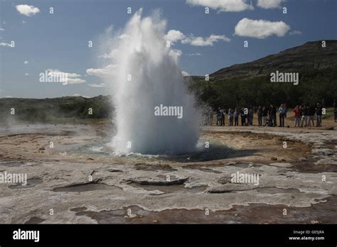 Strokkur Uno De Los M S Famosos G Iseres Geysir Rea Geot Rmica