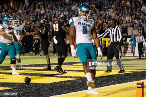 Coastal Carolina Football Photos And Premium High Res Pictures Getty