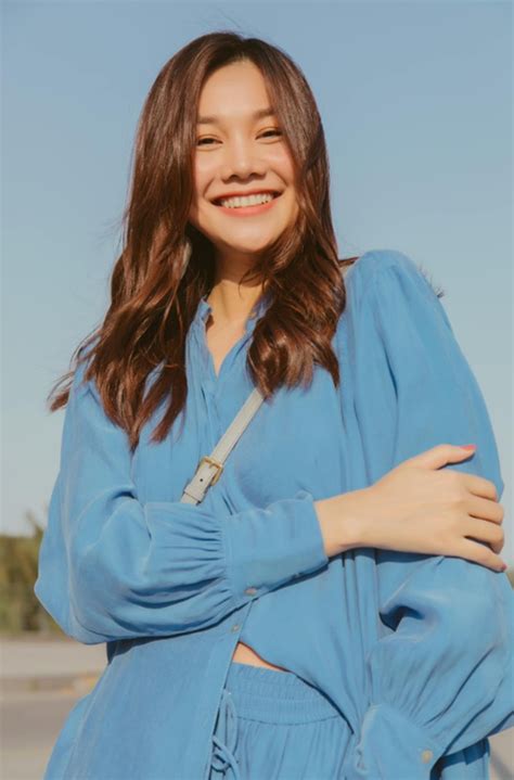 thanh hang  tuoi  tre va nu tinh nho chong lao hoa bang  thuc uong