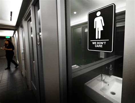 Gender Neutral Bathroom Law Is Now In Effect in Princeton