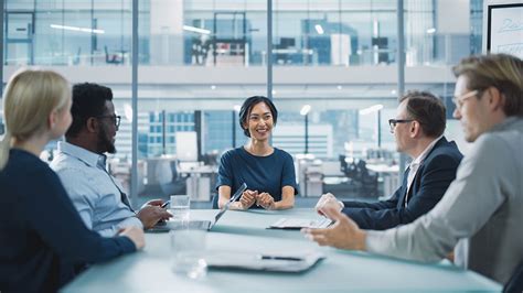 role  senior leadership  successful people development