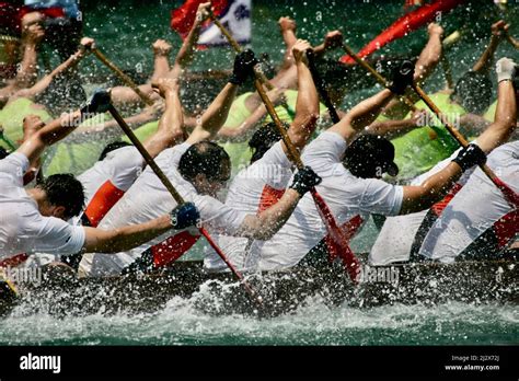 Paddlers In A Dragon Boat Race Stock Photo Alamy