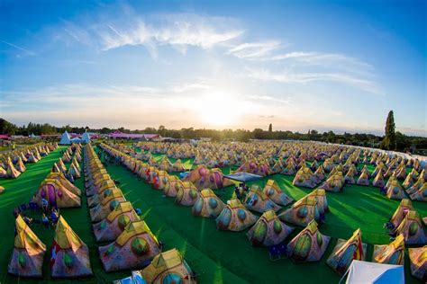 Tomorrowland Brasil Todo Sobre El Camping Dreamville