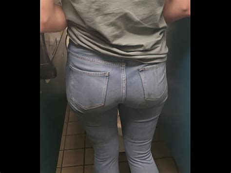 Puesto público en el trabajo pawg trabajadora jodido perrito XVIDEOS