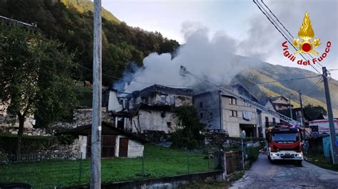 Fuga Di Gas Esplosione E Incendio Un Morto Tragedia Nella Notte