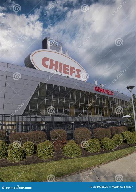 Geha Field At Arrowhead Stadium In Kansas City Editorial Image Image Of Missouri Cloudy