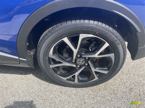 2022 Toyota C HR XLE Wheel Photos GTCarLot