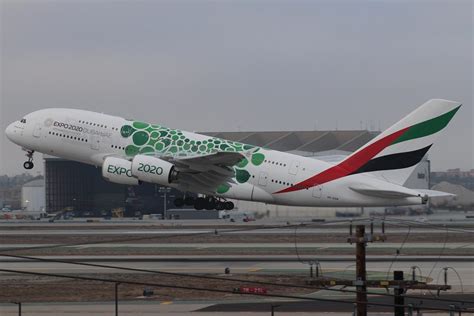 Emirates Airbus A Takes Off From Los Angeles So Cal Metro Flickr