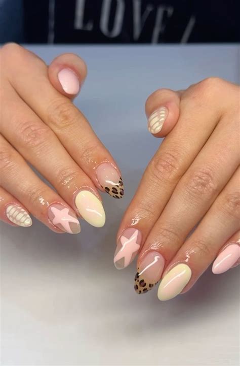 Pin By Nazarena On Nails In Acrylic Nails Funky Nails Nail Designs