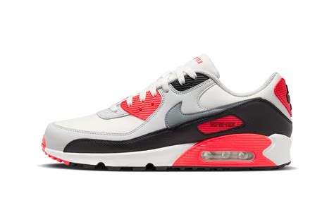 Nike Air Max 90 Gore Tex Infrared Fd5810 101 Release Hypebeast