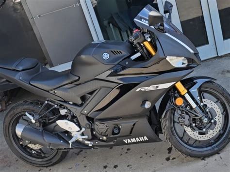 Купить б/у Yamaha YZF-R3 бензин турбонаддув 6 передач в Москве: чёрный ...