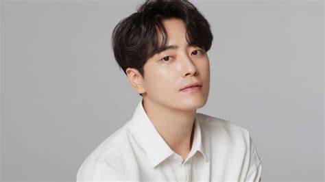 Lee Jun Hyuk - Movies & TV Shows