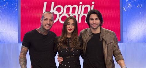 Uomini e Donne parte il casting per persone dello stesso sesso lo show è gay friendly la