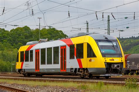 Der VT 209 ABp (95 80 0640 109-4 D-HEB) ein Alstom Coradia LINT 27 der ...