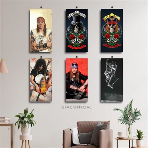 Jual POSTER RUANG BESAR AXL ROSE BAND GUNS N ROSES 15X30 UFAC