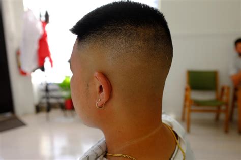 bald fade rbarber