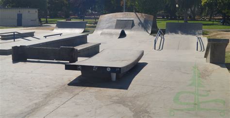 Planz Skatepark In Bakersfield The Lost Longboarder