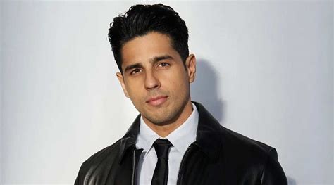 Sidharth Malhotra Net Worth 2023: Biography, Age, Wife