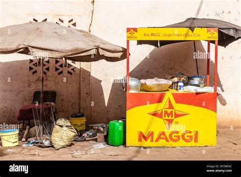 Street food stall in Bamako, Mali Stock Photo - Alamy