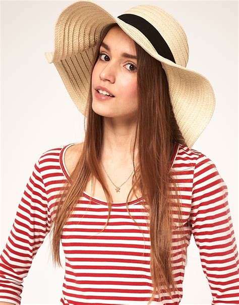 Lyst Asos Asos 70s Straw Floppy Hat In Natural