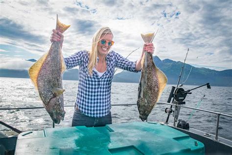 halibut fishing Homer Alaska-4 - GETTING STAMPED