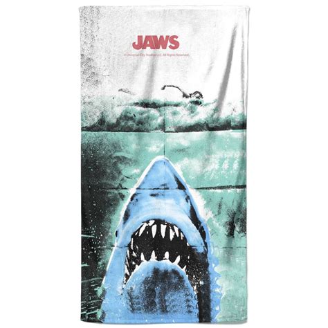 Jaws Iconic Image Beach Towel Homeware Zavvi Uk