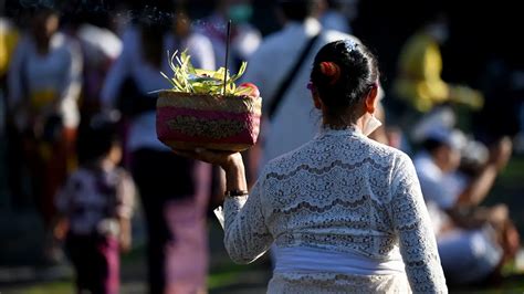 Makna Hari Raya Galungan Sejarah Dan Rangkaian Kegiatannya Hot