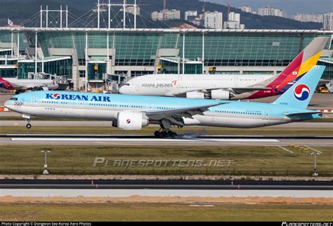 HL8346 Korean Air Boeing 777 300ER Photo By Dongwon Seo Korea Aero