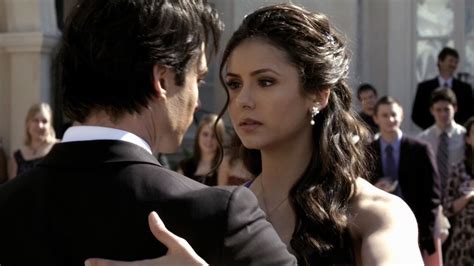 The Vampire Diaries Damon Salvatore E Elena Gilbert