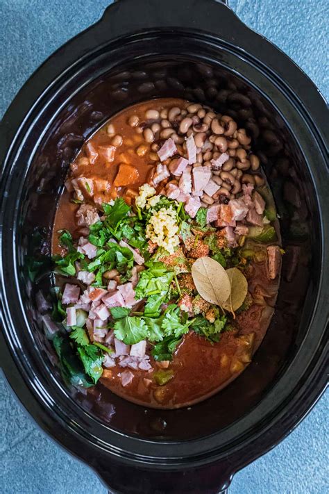 Slow Cooker Black Eyed Peas For New Years Hoppin John