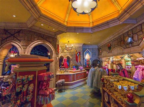 La Chaumiere Des Sept Nains Shop Im Disneyland Paris