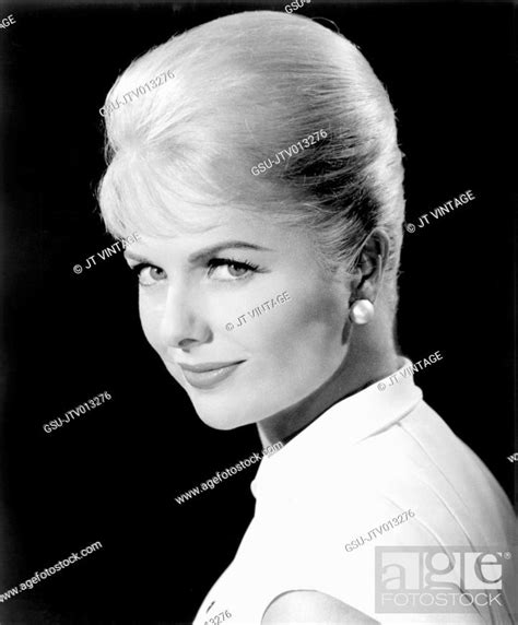 Martha Hyer First Men In The Moon