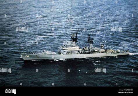 Uss Belknap Dlg 26 Underway At Sea Circa In 1971 Stock Photo Alamy