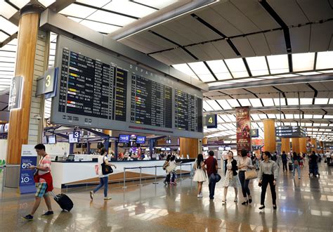 Keistimewaan Bandara Changi Singapura Hingga Menjadi Bandara Terbaik Di