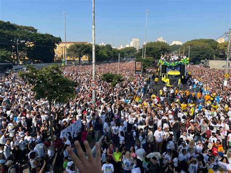 Marcha Reúne Milhares Em Sp Fiéis Lamentam Ausência De Bolsonaro