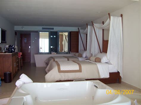 Sun Palace, Cancun | Palace resorts, Rest and relaxation, Home decor