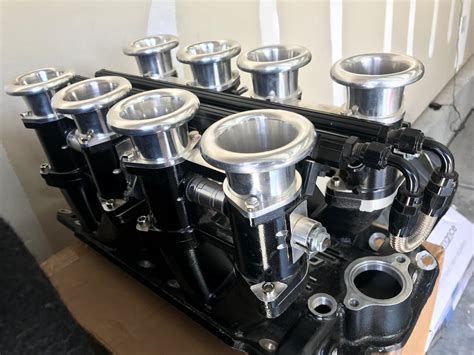 Fs Speedmaster Downdraft Efi Stack Manifold System With Injectors For Sbc