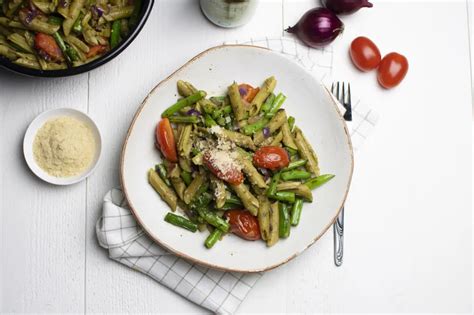 Pasta Mit Pesto Und Gr Nen Bohnen Rezepte Greenist De Nat Rlich Gut