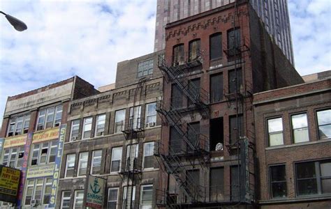 The 10 Most Dangerous Neighborhoods in Chicago