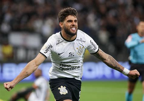 Corinthians vence o Ceará na Neo Química Arena pelo Brasileirão 2022