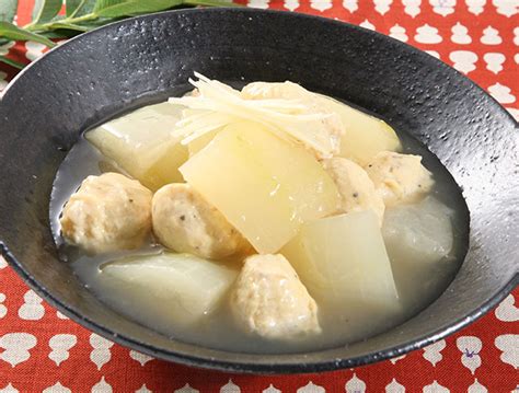 鶏団子と冬瓜の煮物のレシピ｜ぱくぱく献立くん（料理レシピ）