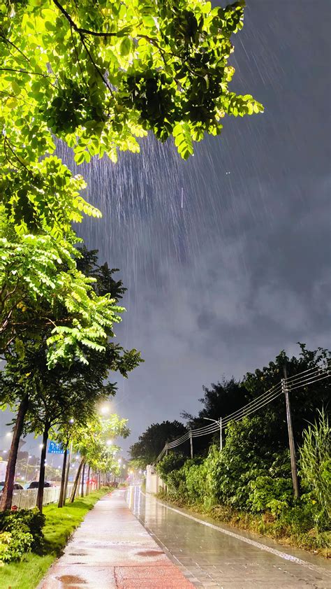 通过雨表达远方的爱人 抖音