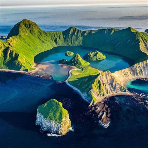 Pin by Dan Pastore on vfxEnvironRural | Kuril islands, Vacation ...