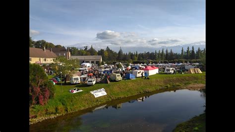 Les Vieux Pistons Estaimbourgeois L Embouteillage De Lapalisse