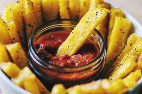 Crispy Garlic Pepper Polenta Fries