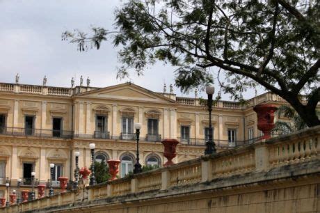 FACHADA NEOCLÁSSICA DO PALÁCIO DE SÃO CRISTÓVÃO NA QUINTA DA BOA VISTA