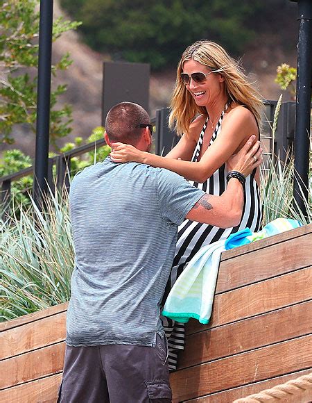 Heidi Klum Presume De Novio En Las Playas De Malibú Foto 6