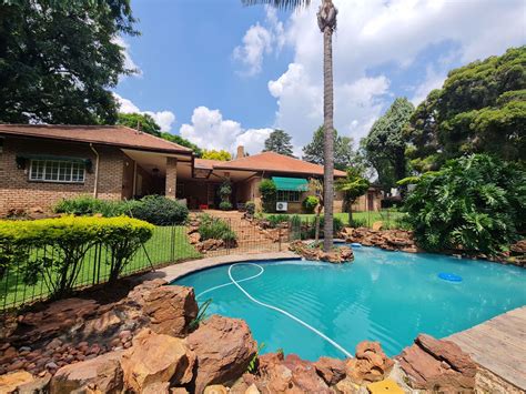 Bedroom House To Rent River Club Sandton Jbl Pam